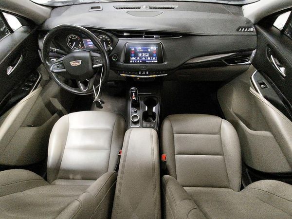 2023 CADILLAC XT4 Luxury