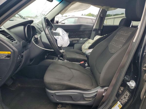 2012 KIA SOUL GL — DENT