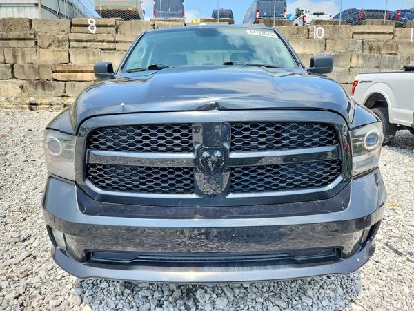 2017 RAM 1500 ST