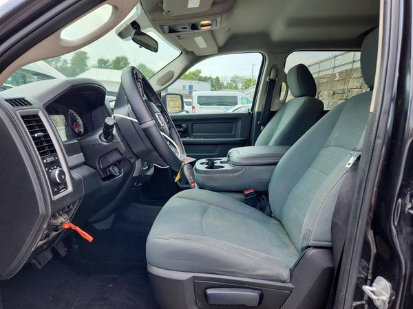 2017 RAM 1500 ST