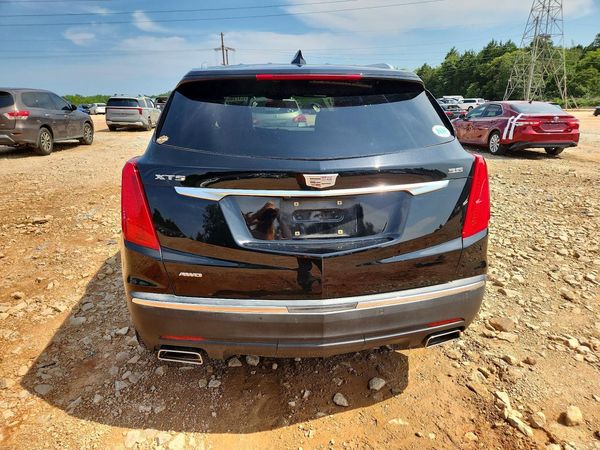 2019 CADILLAC XT5 Premium Luxury