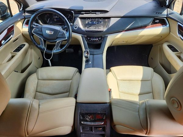 2019 CADILLAC XT5 Premium Luxury