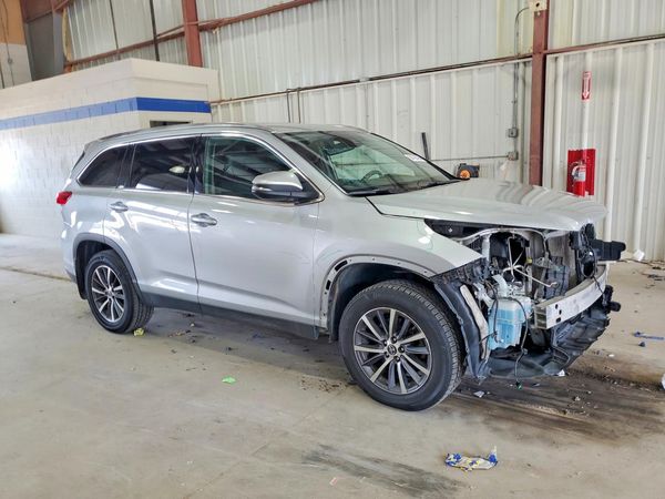 2019 TOYOTA HIGHLANDER SE/XLE