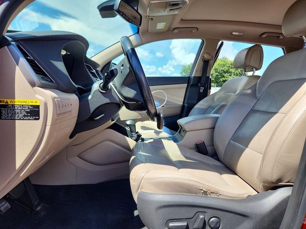 2017 HYUNDAI TUCSON