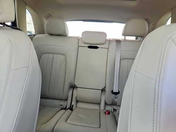 2019 AUDI Q5 quattro Premium
