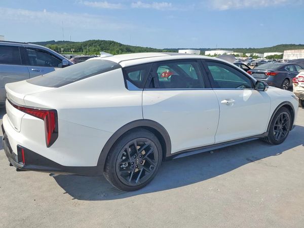 2026 KIA K4 GT-Line Turbo