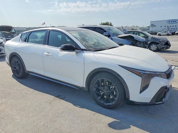 2026 KIA K4 GT-Line Turbo