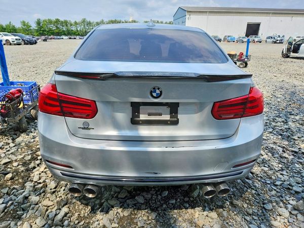 2018 BMW 330