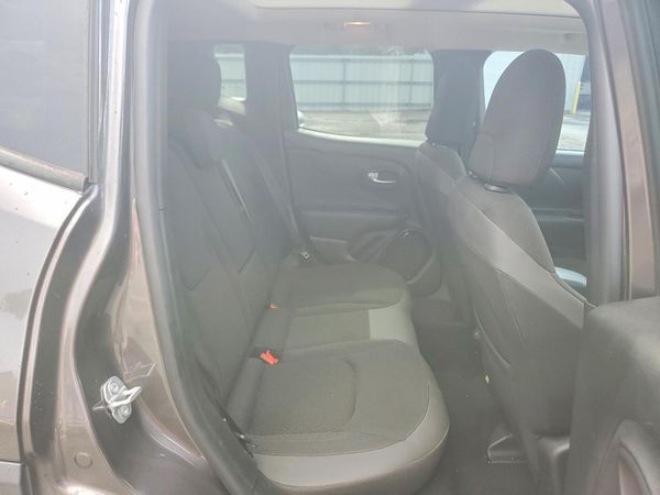 2019 JEEP RENEGADE LATITUDE 4X2