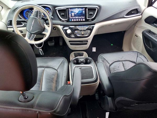 2020 CHRYSLER PACIFICA Limited — CKPT