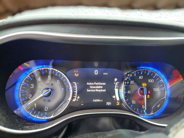 2020 CHRYSLER PACIFICA Limited — ODOM