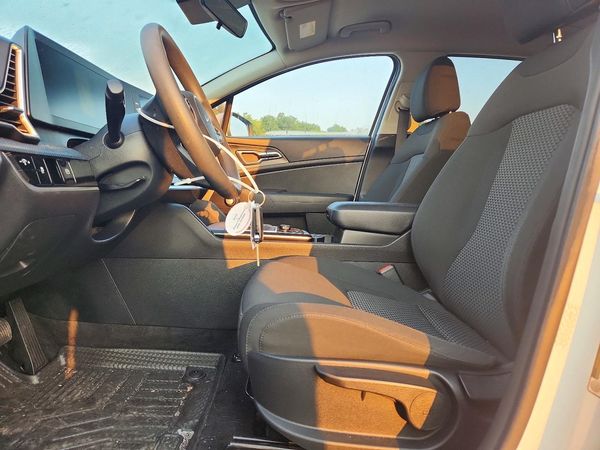 2024 KIA SPORTAGE