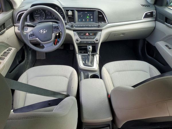 2017 HYUNDAI ELANTRA