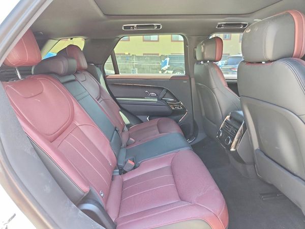 2023 LAND ROVER RANGE ROVER SPORT P400 Dynamic SE