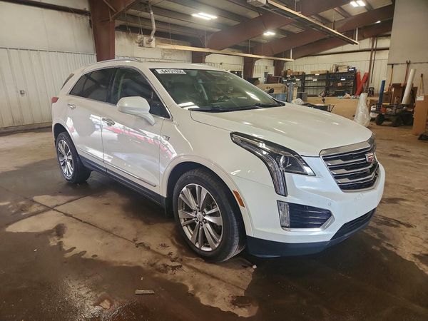 2018 CADILLAC XT5 Luxury