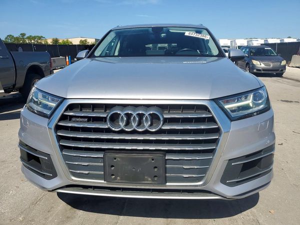 2018 AUDI Q7
