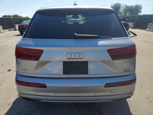 2018 AUDI Q7