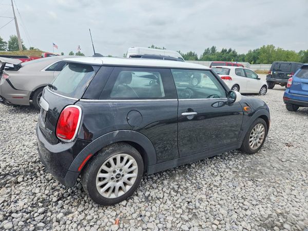 2015 MINI COOPER