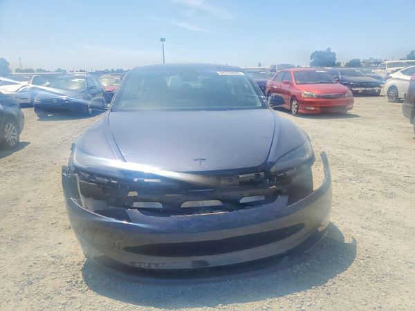 2026 TESLA MODEL 3