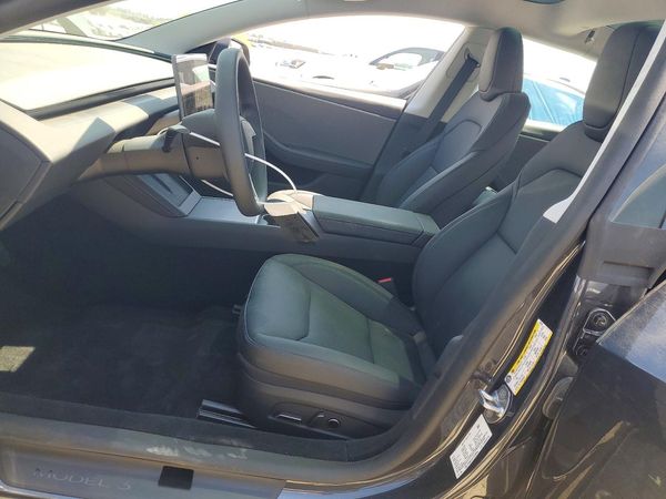 2026 TESLA MODEL 3