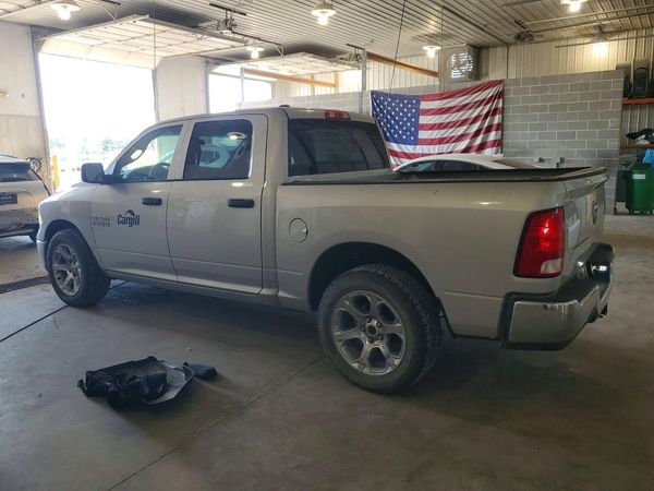 2017 RAM 1500 ST