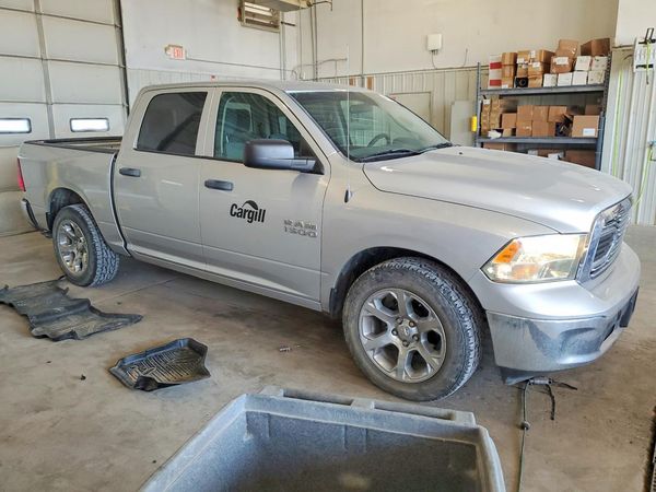 2017 RAM 1500 ST