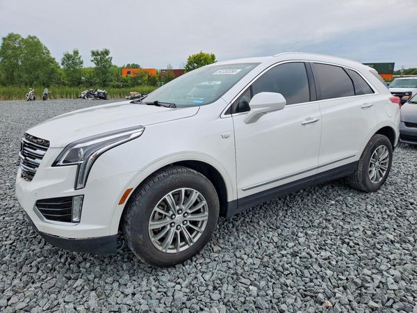 2017 CADILLAC XT5