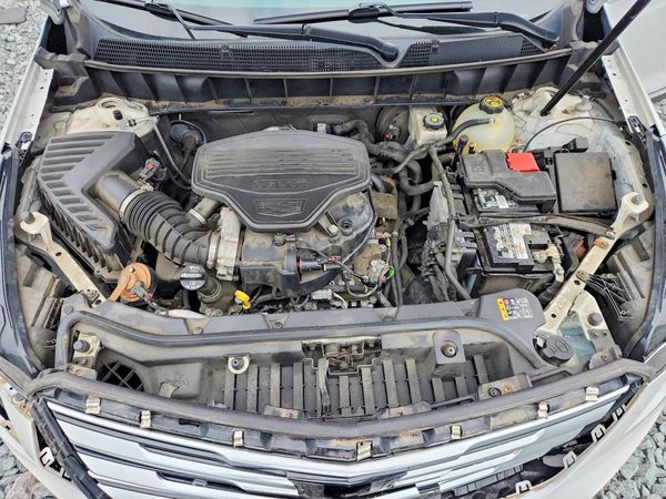2017 CADILLAC XT5