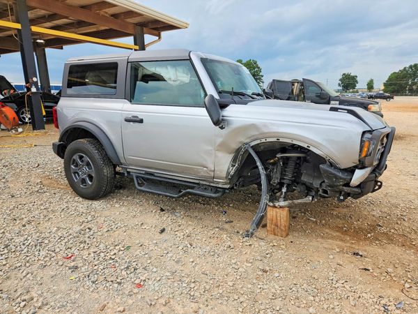 2024 FORD BRONCO Big Bend