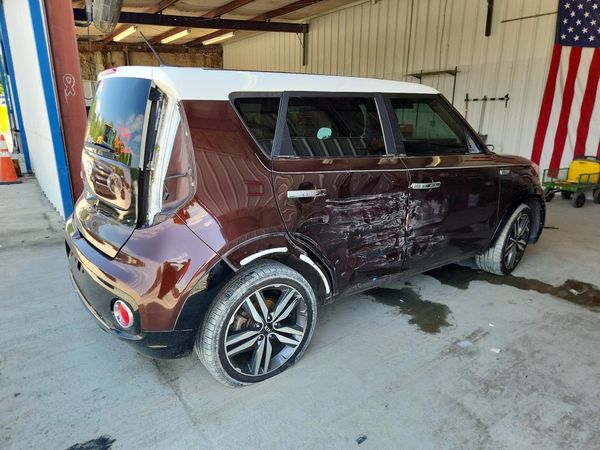 2017 KIA SOUL