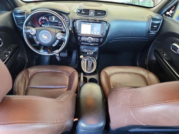 2017 KIA SOUL