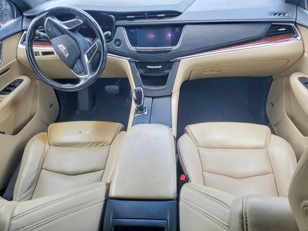 2017 CADILLAC XT5 Premium Luxury