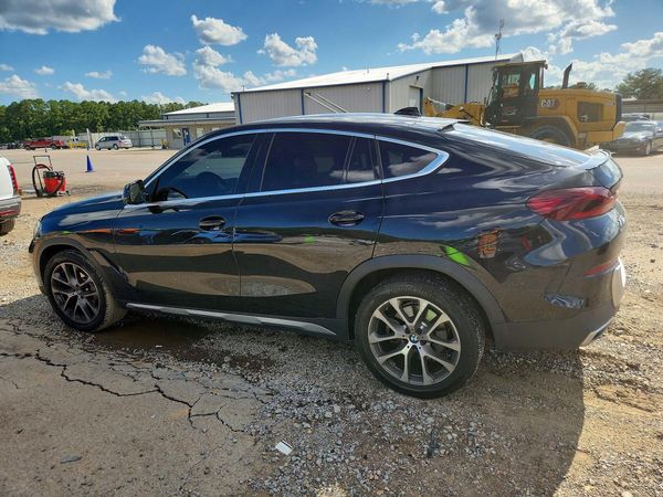 2022 BMW X6 xDrive40i