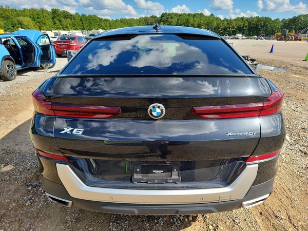 2022 BMW X6 xDrive40i