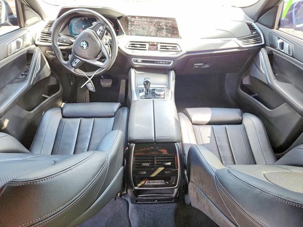2022 BMW X6 xDrive40i