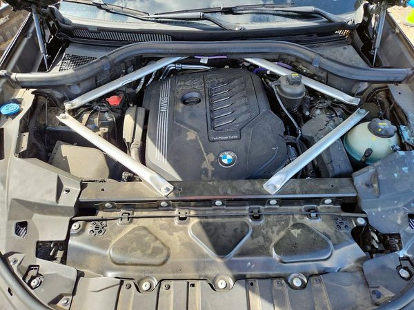 2022 BMW X6 xDrive40i