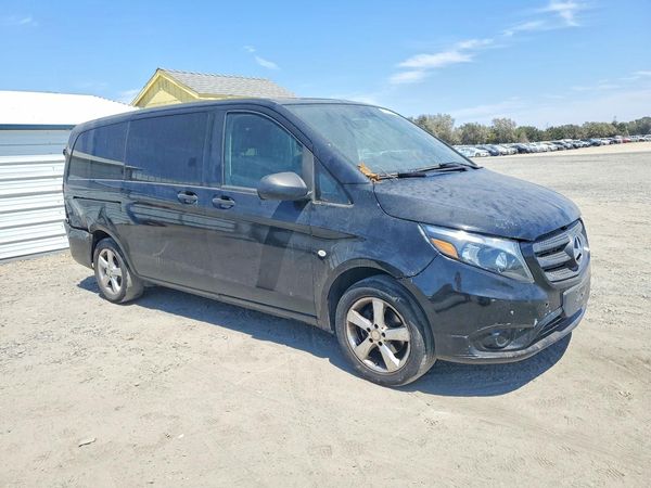 2018 MERCEDES-BENZ METRIS