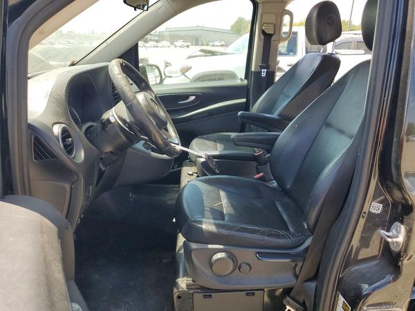 2018 MERCEDES-BENZ METRIS