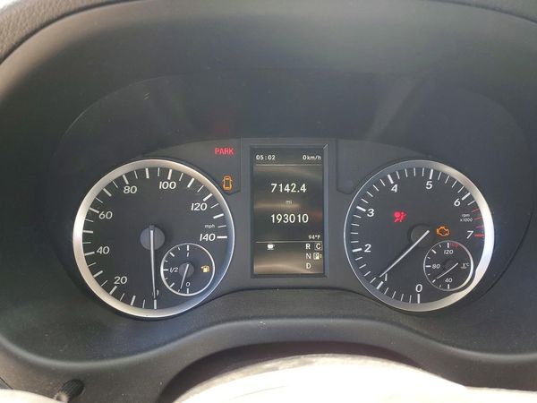 2018 MERCEDES-BENZ METRIS