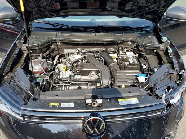2025 VOLKSWAGEN TAOS 4Motion S