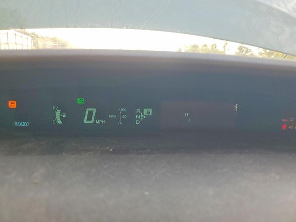 2015 TOYOTA PRIUS
