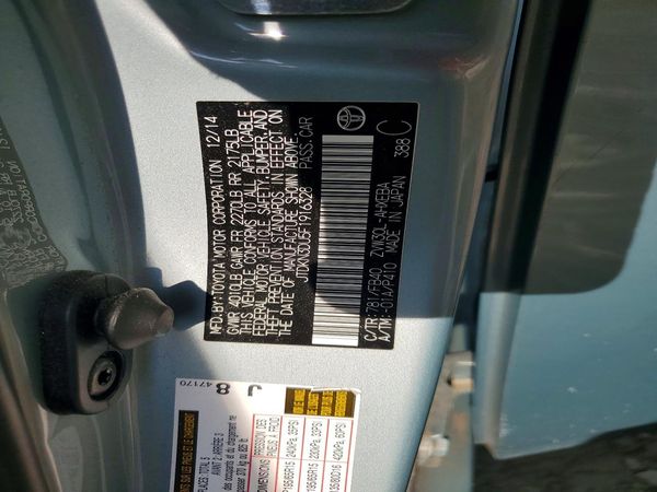 2015 TOYOTA PRIUS