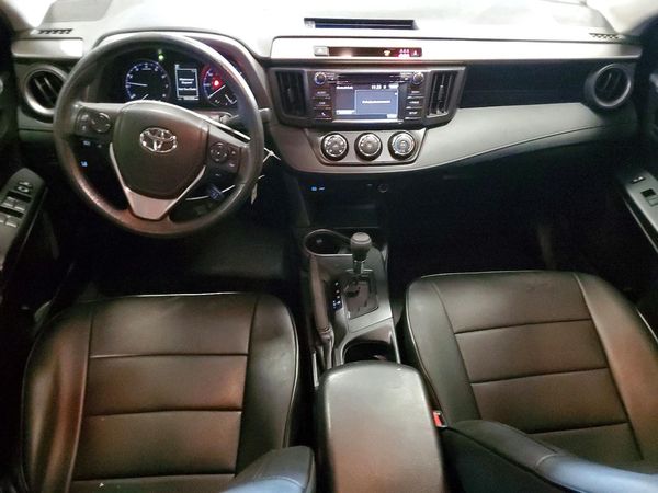 2017 TOYOTA RAV4 LE