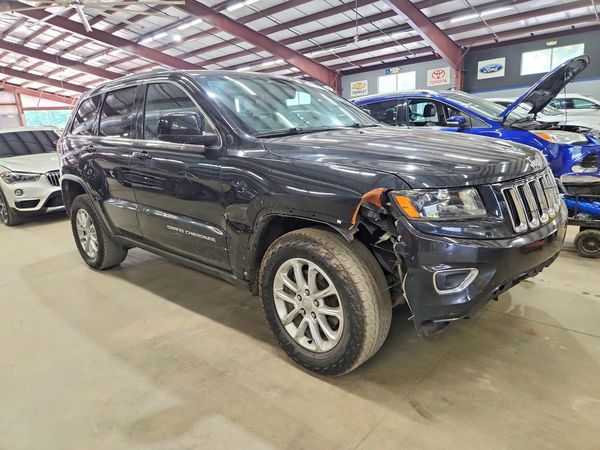 2015 JEEP GRAND CHEROKEE LAREDO 4X4