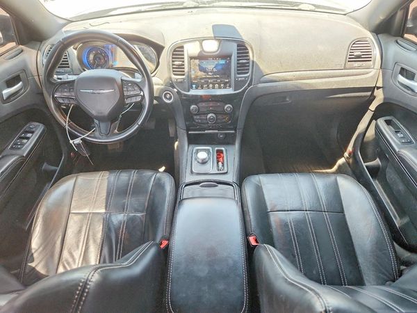 2016 CHRYSLER 300