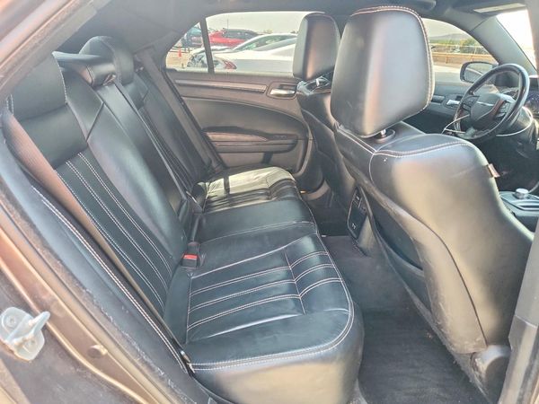 2016 CHRYSLER 300