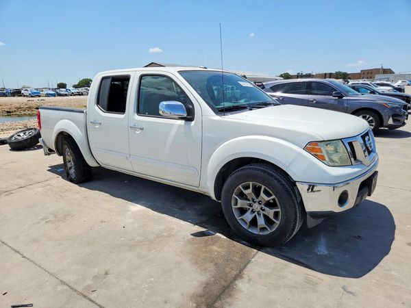 2019 NISSAN FRONTIER