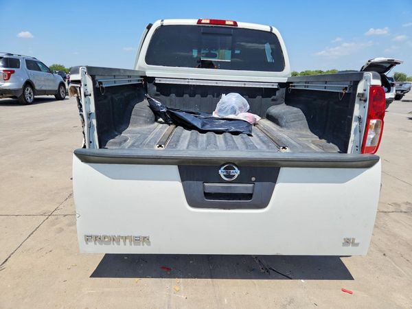 2019 NISSAN FRONTIER