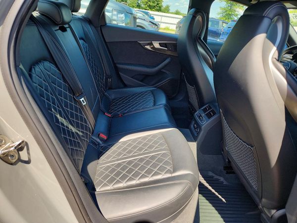 2019 AUDI S4 quattro Premium Plus