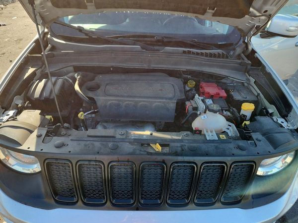 2020 JEEP RENEGADE Latitude, Longitude